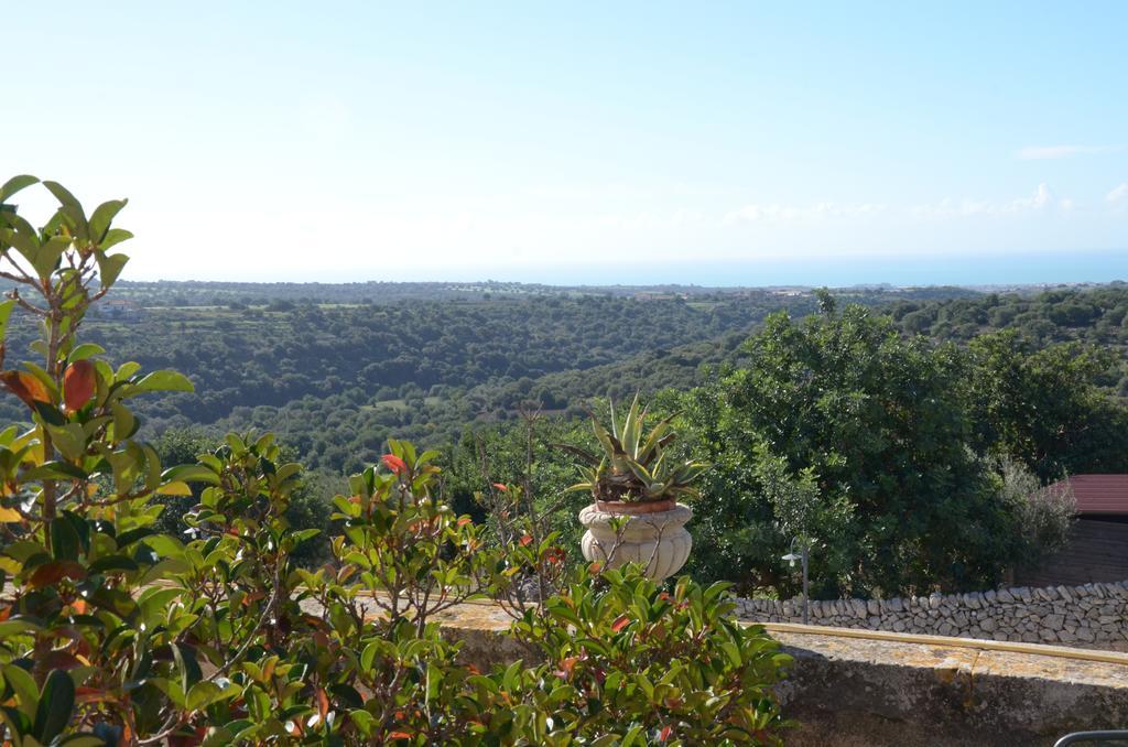 Casina Di Grotta Di Ferro Guest House Santa Croce Camerina Exterior photo