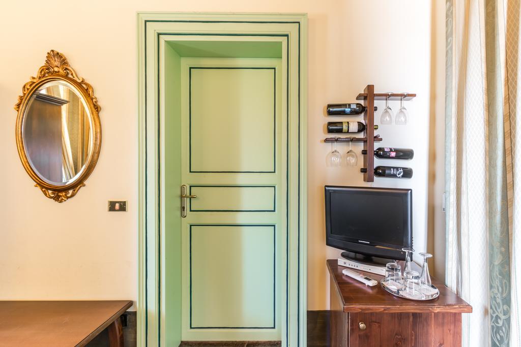 Casina Di Grotta Di Ferro Guest House Santa Croce Camerina Exterior photo